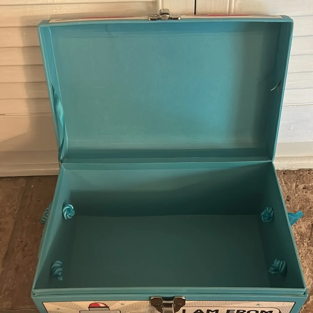 Tri-Coastal Kids Jessica Flick robot flat top dome trunk Cardboard.